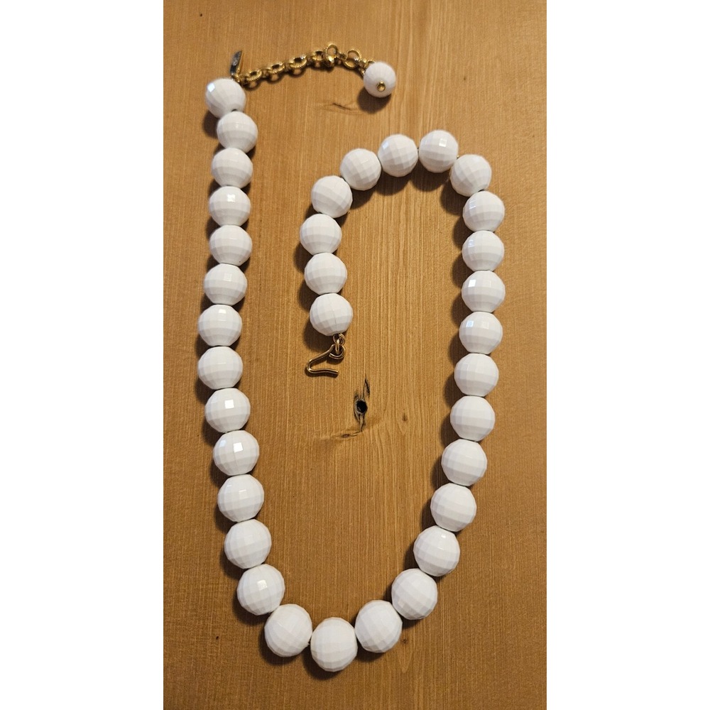 VINTAGE MONET White‎ Beaded Necklace Chunky Statement Fashion Jewelry